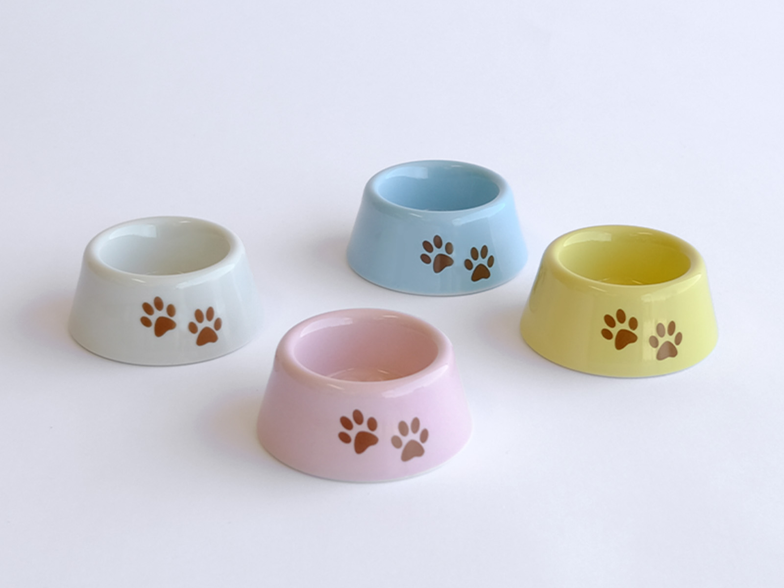 水入れ足跡マーク付き